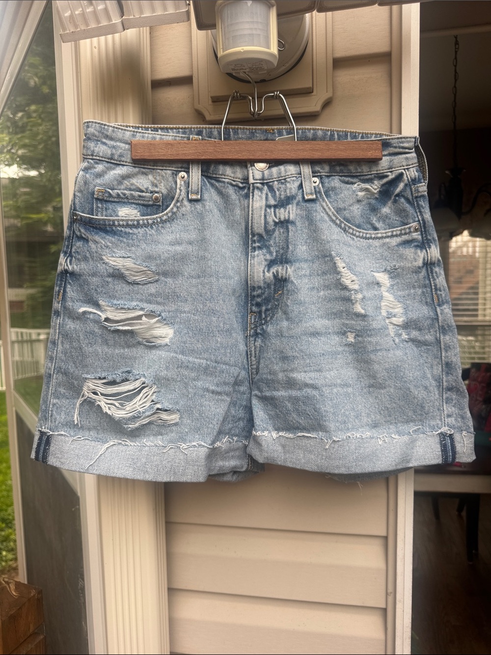 H&M Light Blue Distressed Rolled-Hem Denim Shorts